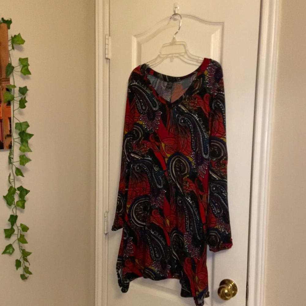 WinWin Red Flare Bottom Tunic size L-XL